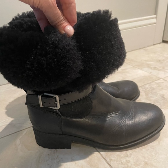 Ugg Pernille boot EUC hard to find black:Make offer! - Picture 4 of 12